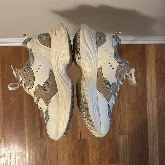 Cushionaire Strike Chunky Cream and Tan Sneakers - Picture 6 of 14